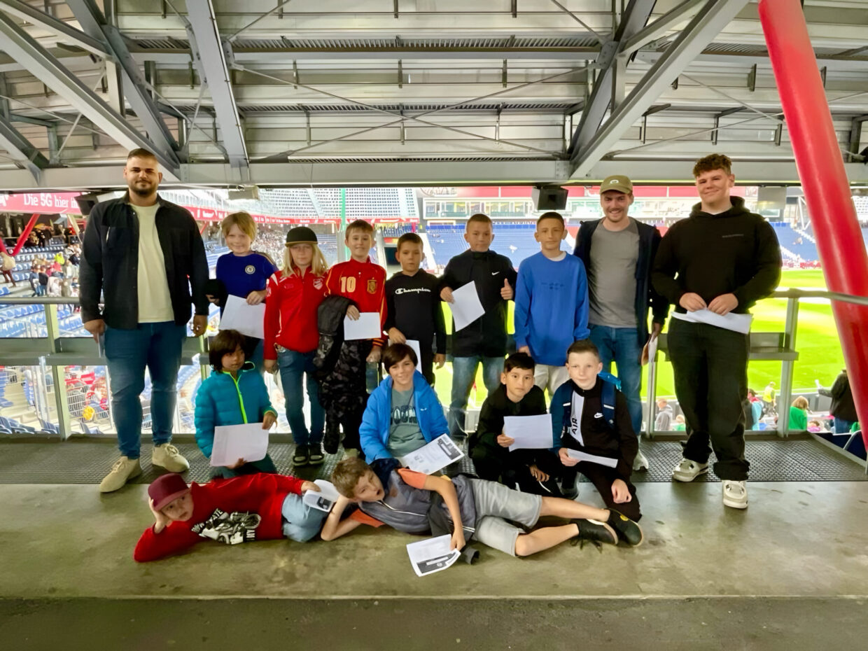 13799B04-3D5C-450C-A4AD-807C98B6D596